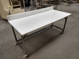 Mobile work table ertalon